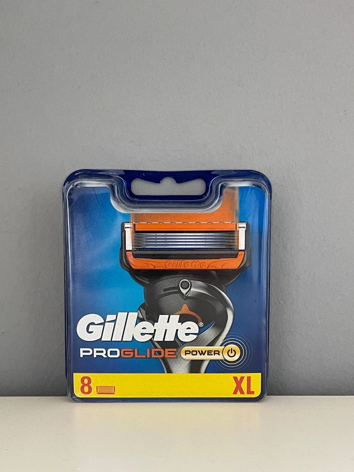 8 lamette da barba Gillette Proglide Power in confezione originale con numero di serie - Immagine 1 di 1