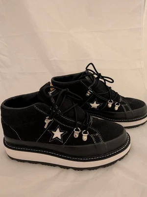 Converse Women's Mountain Club Boots Shoes Size 8 Black - Image 1 of 4