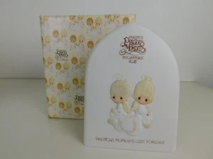 Precious Moments Vintage 1981 Collectors Club Membership Plaque with Box - Picture 1 of 5