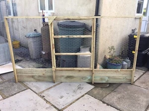 Chicken Runs 10ft X 5ft - Picture 1 of 3