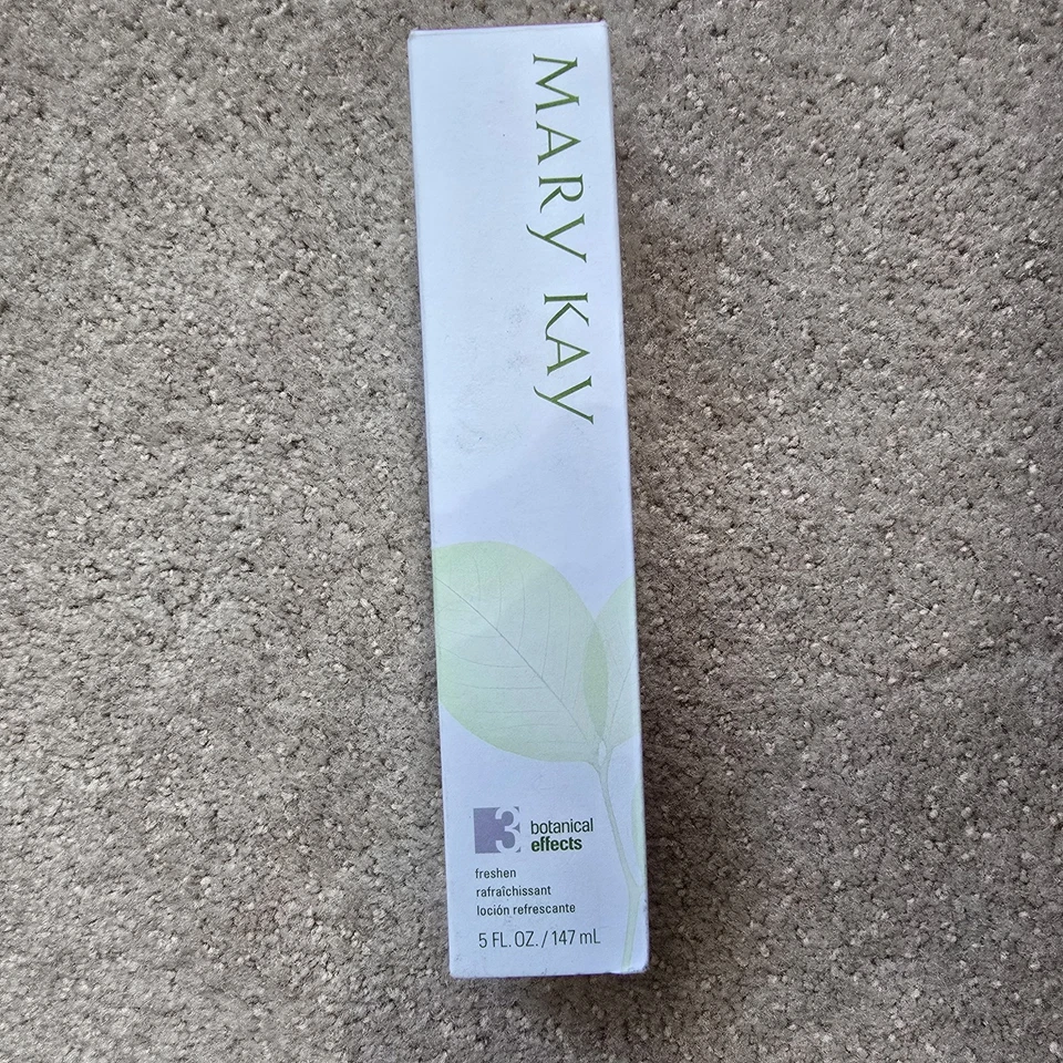 Mary Kay Efectos Botánicos Fórmula 3 Piel Grasa REFRESCANTE TAMAÑO COMPLETO 5OZ Nuevo En Caja Foto 1 de 4