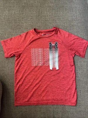 Under Armour Red HeatGear Youth Small Short Sleeve T-Shirt - Image 1 of 4