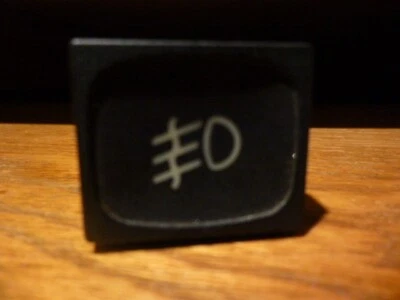 Interruptor de control de luz antiniebla de fábrica 90-98 Saab 9000 Frt, o parte trasera #9523762 Foto 1 de 3