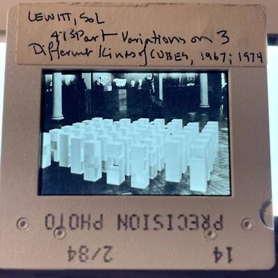 Художественный слайд Sol Lewitt «Вариации на 3 различных видах кубиков» минимализм 35 мм - Изображение 1 из 3