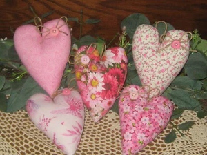 Pink Cottage Decor 5 Assorted Fabric Hearts Bowl Fillers Handmade Wreath Accents - Picture 1 of 4