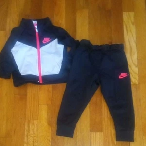 Nike Kids Black and Pink Tracksuit girl 2t - Picture 1 of 3