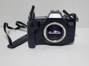 Cámara fotográfica Canon EOS 650 35 mm solo cuerpo SLR - sin probar - para piezas o reparación - Imagen 1 de 18