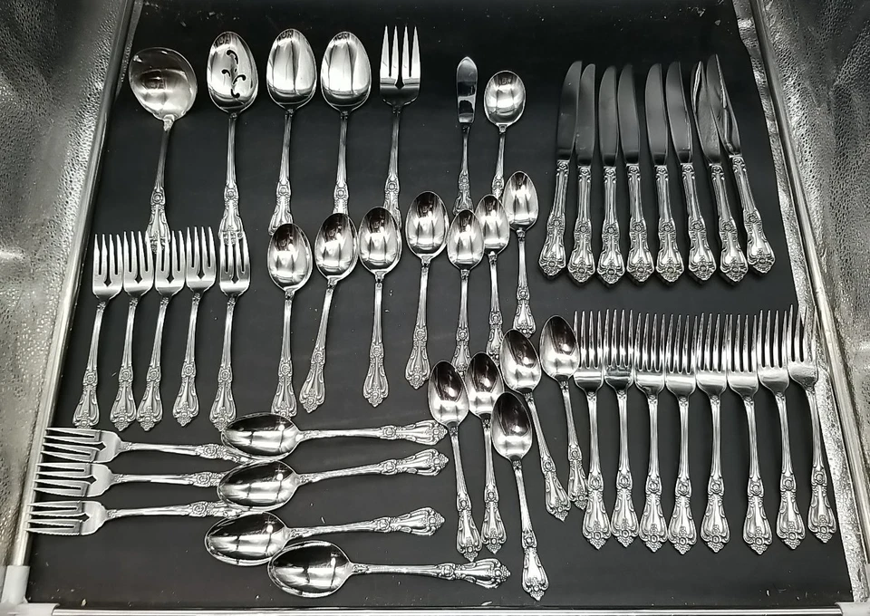 Wm. A. Rogers Premier Oneida PRESIDENT Flatware (8) 5pc Dinner & Hostess Set 7pc - Image 1 of 4