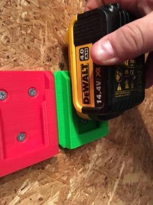 DEWALT BATTERY MOUNT Battery Storage Holder for Shed, Van or Workshop (Qty:2)