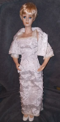 Princess Diana Porcelain Doll Ashley Belle Collection Bisque Limited Edition - Image 1 of 4