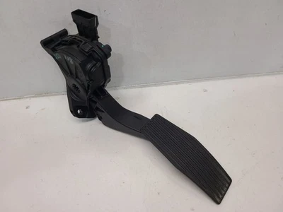 2013 Buick Verano (2.4L / AT) Accelerator Pedal - DBW / Drive By Wire - Image 1 of 4