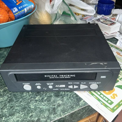 Reproductor VHS FUNAI AC/DC Modelo MFV210C 110V Solo Cable / Sin control remoto / Probado Funciona Foto 1 de 2