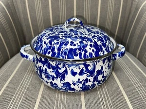Golden Rabbit Dutch Oven 2.5 Qt Lid Enamelware Swirl Round Porcelain Coated Blue - Picture 1 of 7