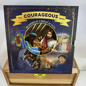 The Courageous Series Box Set of 6 Books Vombooks Christian Biblical Childrens - Foto 1 di 7