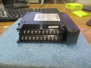 GE Fanuc 90-30 Input Module, P/N: IC693MDL740F Output Module. 16PT POS - Picture 1 of 3