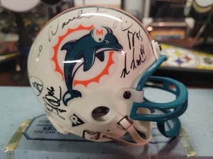 Miami Dolphins multi squadra firmato mini casco autografato (13 sigs) - Foto 1 di 9
