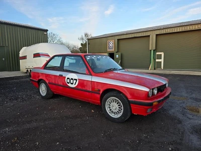 BMW E30 318 IS BARN FIND - OFF ROAD SINCE 2012 - GENUINE 3 DOOR 318IS - Image 1 of 4