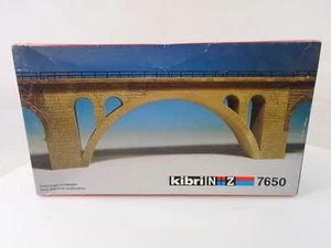 Kit viaducto puente de arco Kibri 7650, sin construir, muy buen estado con embalaje original - Imagen 1 de 2