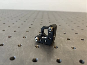 Thorlabs KM05 1/2" Kinematic Mount for Ø1/2" Optics - Picture 1 of 6
