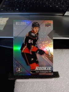2024-25 Allure Hockey #150 Sam Colangelo Rookie Glitter Bomb Hockey Card - Foto 1 di 2