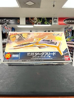 Bandai Mecha Collection VF-31E Siegfried Fighter Mode (zip fastener Mustang  - Image 1 of 3