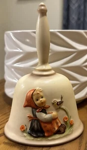 1981 Hummel Annual Bell Girl w/Bird 4th Edition HUM 702 - Picture 1 of 2
