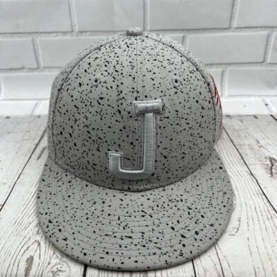Air Jordan 23 Años de Vuelo Estampado de Motas Jumpman Sombrero Snap Back Gorra Gris Hombres Foto 1 de 4
