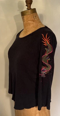 Vintage 90’s Carol Little Sport Embroidered Dragon Crop Soft Tee Size Large - Image 1 of 4