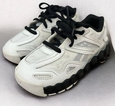 Tênis esportivo Reebok Zig Tech infantil tamanho 7 branco NOVO - Imagem 1 de 4