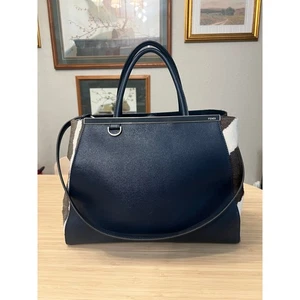 Bolso Fendi 2Jours pelo de becerro azul marino - Imagen 1 de 18