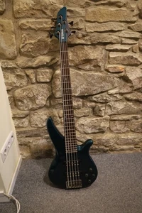 Bajo activo Yamaha RBX375 verde 5 cuerdas - Imagen 1 de 6