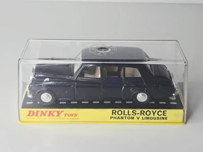 Dinky Toys - Rolls-Royce Phantom V Limousine Blue #152 Diecast - Image 1 of 4