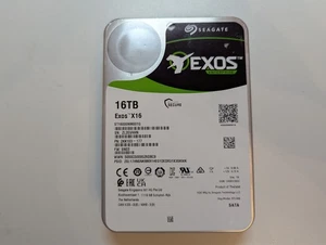 Seagate Exos X16 16TB SATA Festplatte ST16000NM001G - Bild 1 von 3