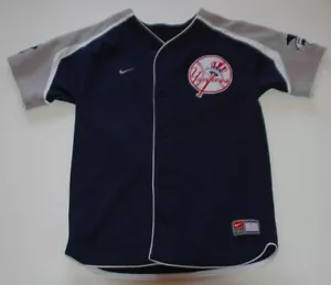 NIKE 13 Boys Blue Yankees Jersey Nike Team Genuine Merchandise Sz YM - Picture 1 of 5