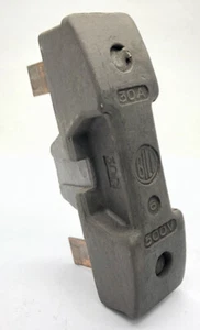 Bill Nr. 6 30 AMP wieder verdrahtet Sicherungsträger Nummer 6 30 AMP MEM Schalterplatine 500 V - Bild 1 von 9