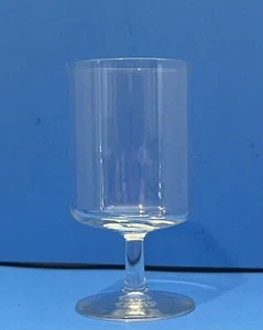 (1) Classic Water Goblet/Wine Glass 12oz - Picture 1 of 2