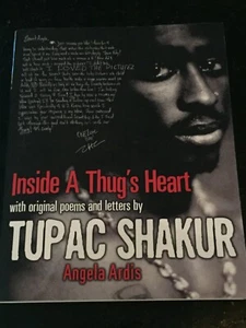 TUPAC SHAKUR, INSIDE A THUG'S HEART by Angela Ardis (Paperback 2009) POEMS - Imagen 1 de 1