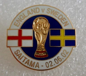 2002 Japan World Cup - England v Sweden, Saitama - Enamel Football Badge - Picture 1 of 2