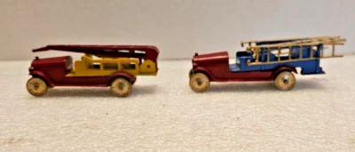 Tootsietoy No. Gancho y escalera contra incendios 4652 y n.º Torre de agua contra incendios 4653 Foto 1 de 4