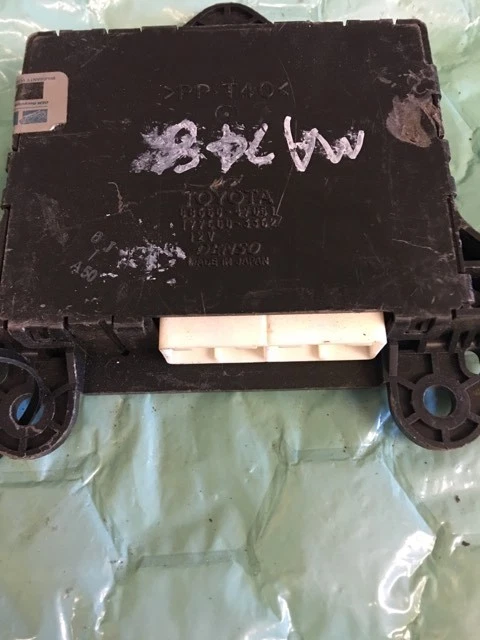 Toyota Prius 2008 módulo de control de temperatura ordenador 88650-47051 Foto 1 de 1