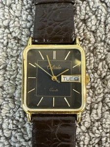 Vintage Calinda Womens Tank Watch Gold Tone Day Date Leather Band New Battery - Picture 1 of 4