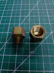 (2) 33200-08-04 Brass Hex Pipe Enlarger Female 1/2 NPT to Male 1/4 NPT - Picture 1 of 1