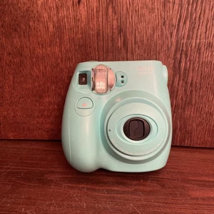 Fujifilm Instax Mini 75 Fuji Instant Film Camera Turquoise Blue - Picture 1 of 8