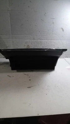 Guantera usada se adapta a: Nissan Armada 2017 grado A Foto 1 de 4