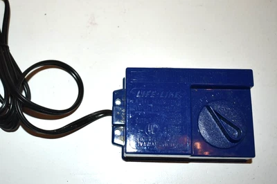 LIFE-LIKE HO Scale Transformer 108A - Image 1 of 2