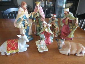 Beautiful The Promise of Christmas Nativity by Robert Stanley 8 Piece Set - Picture 1 of 8