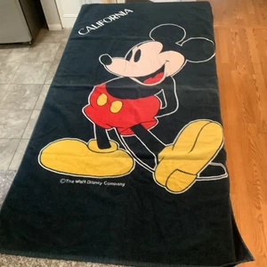 Mickey Mouse Beach Towel With California 30x60 - Picture 1 of 3