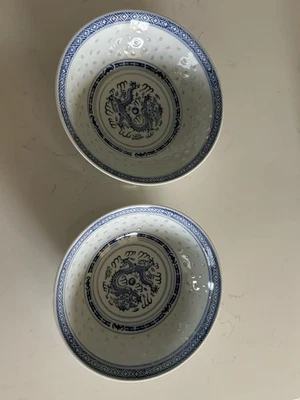 Cuencos de ojo de arroz de dragón azul y blanco Foto 1 de 3