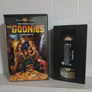 The Goonies 1985 VHS 1994 Release Black Clamshell Movie Vintage **TESTED** - Picture 1 of 2