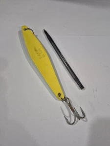 Tady Saltwater lure. Model 45. Green and yellow. PreOwned. - Picture 1 of 3